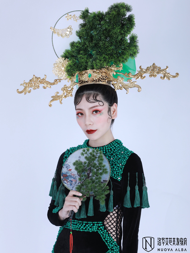 長沙化妝學(xué)校哪家好？如何選擇化妝學(xué)校